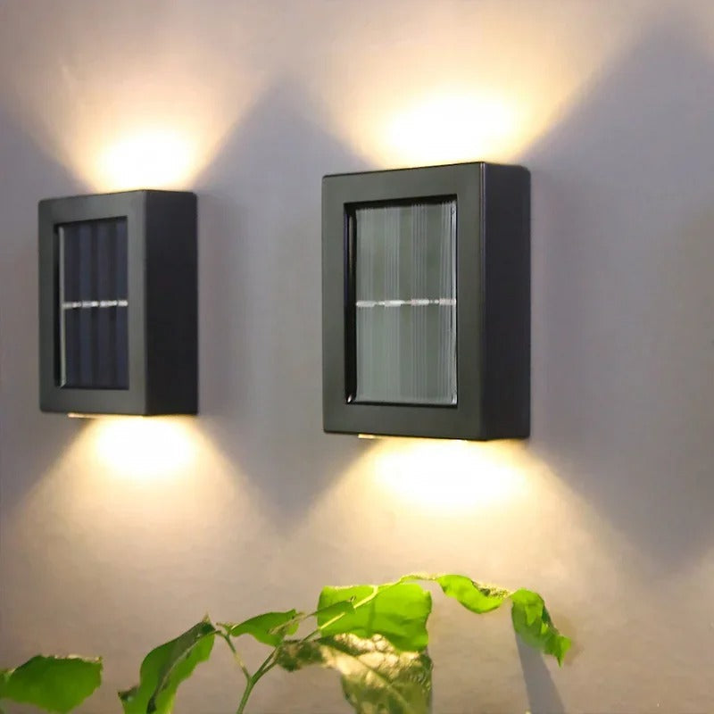 SolarGlow™ LED Solar Wandlampen – Kabellos, Wetterfest & Stimmungsvolles Licht für Außenbereiche